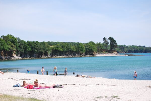 Een middag op het strand van Kerleven