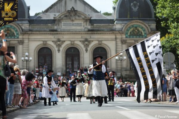 Das Festival de Cornouaille: Ein Jahrhundert Tradition